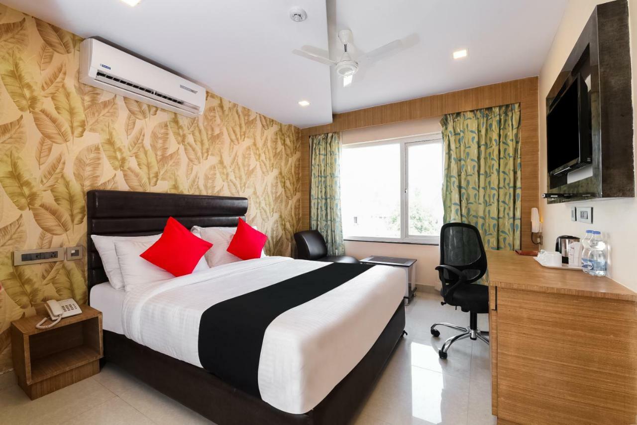 Hotel Capital O 29581 Rohini Jazz Visakhapatnam Zewnętrze zdjęcie